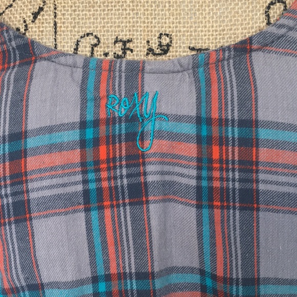 Roxy grey plaid cute tank top size small - Picture 6 of 6